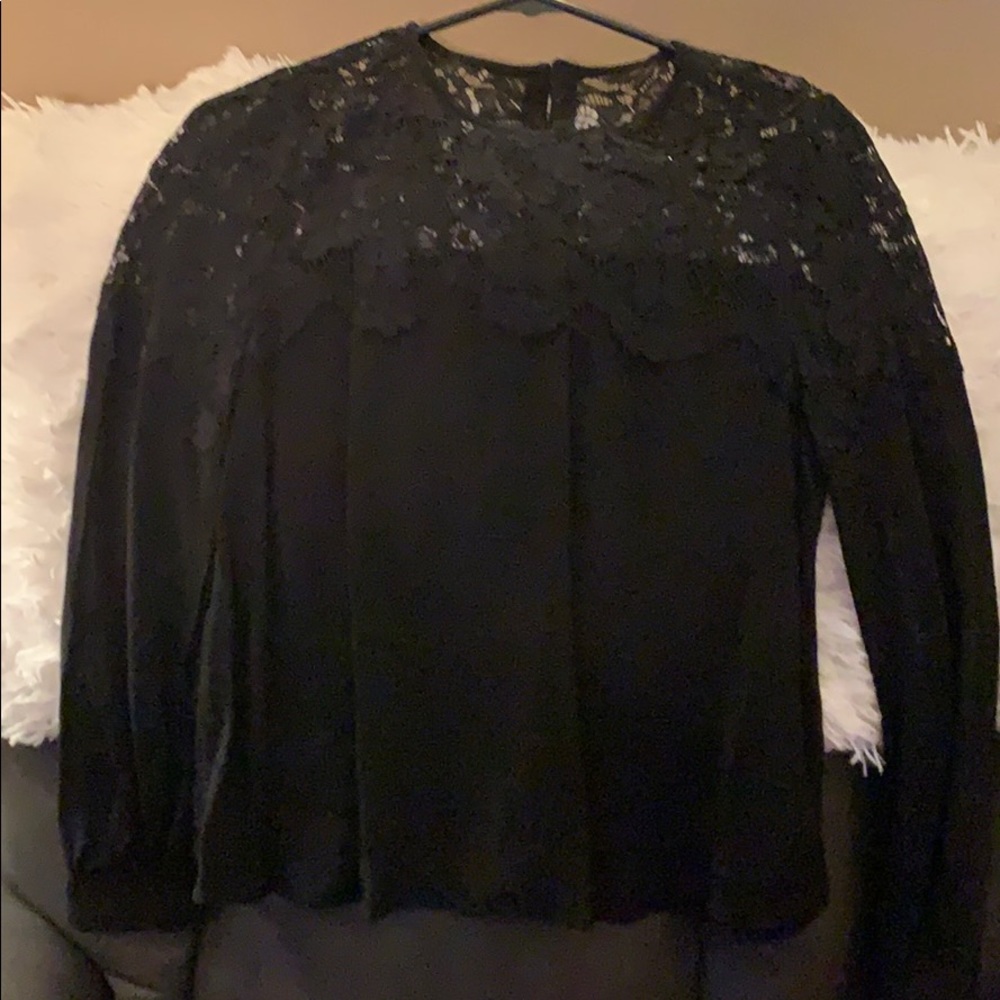 4/$30 Lulus black lace blouse